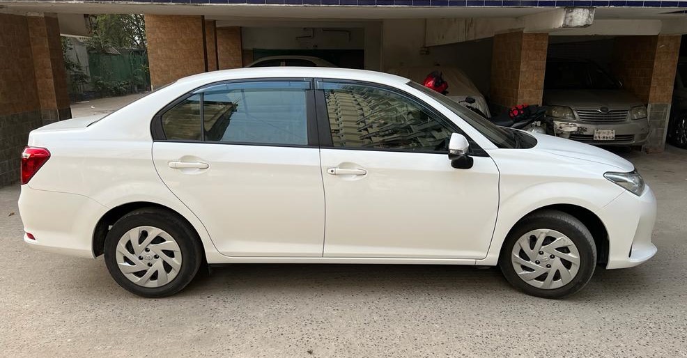 TOYOTA AXIO